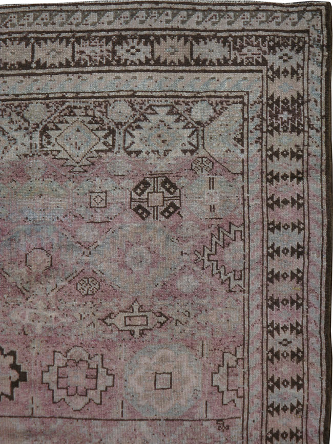 Antique Kurdish Rug, No.22463 - Galerie Shabab