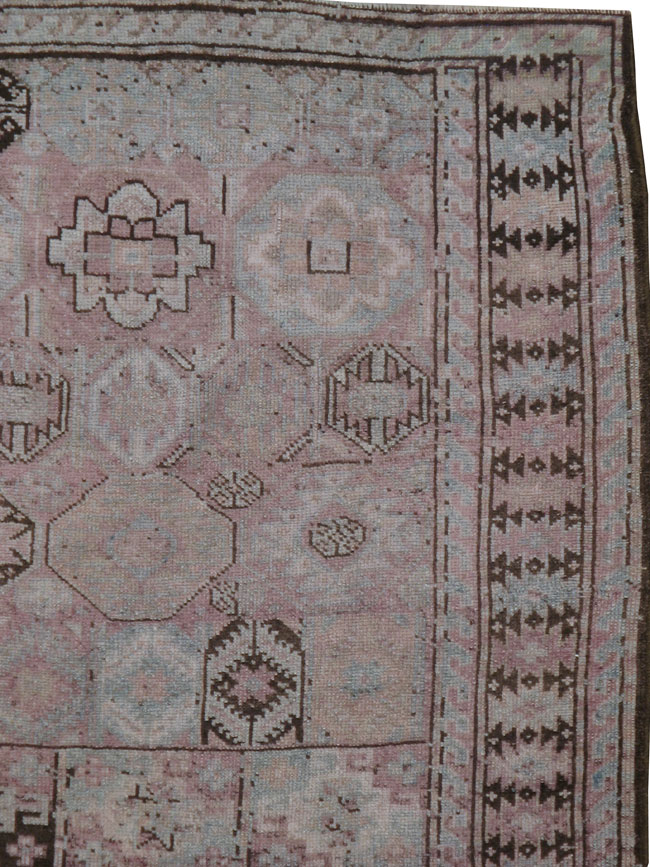 Antique Kurdish Rug, No.22463 - Galerie Shabab