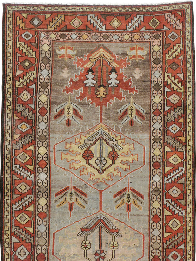 Antique Persian Heriz Runner, No.22467 - Galerie Shabab