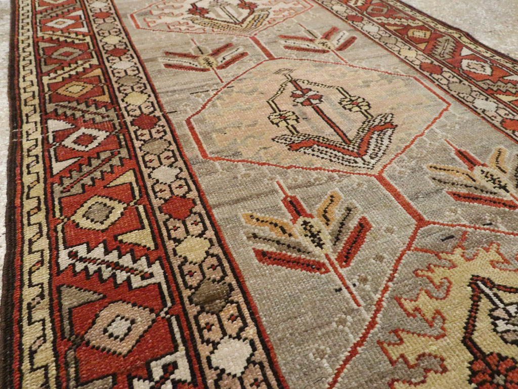 Antique Persian Heriz Runner, No.22467 - Galerie Shabab