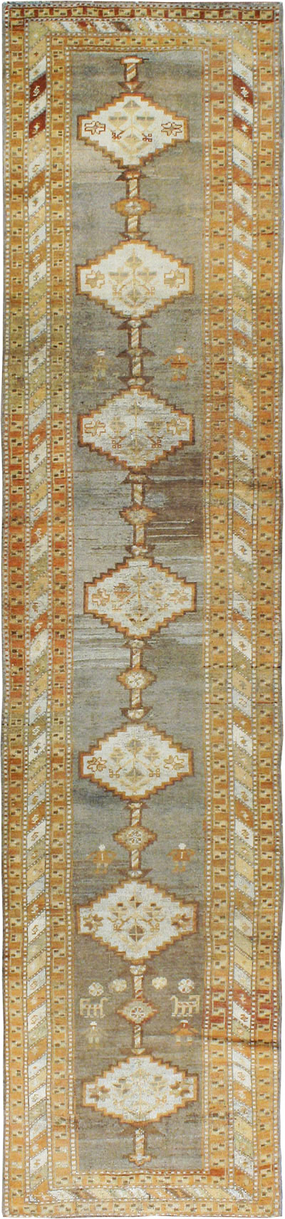 Antique Persian Kurdish Rug, No.22470 - Galerie Shabab