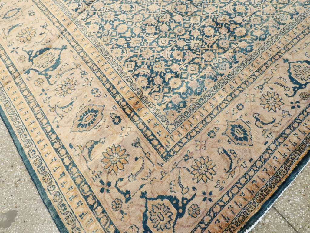Antique Persian Mahal Carpet, No.22475 - Galerie Shabab