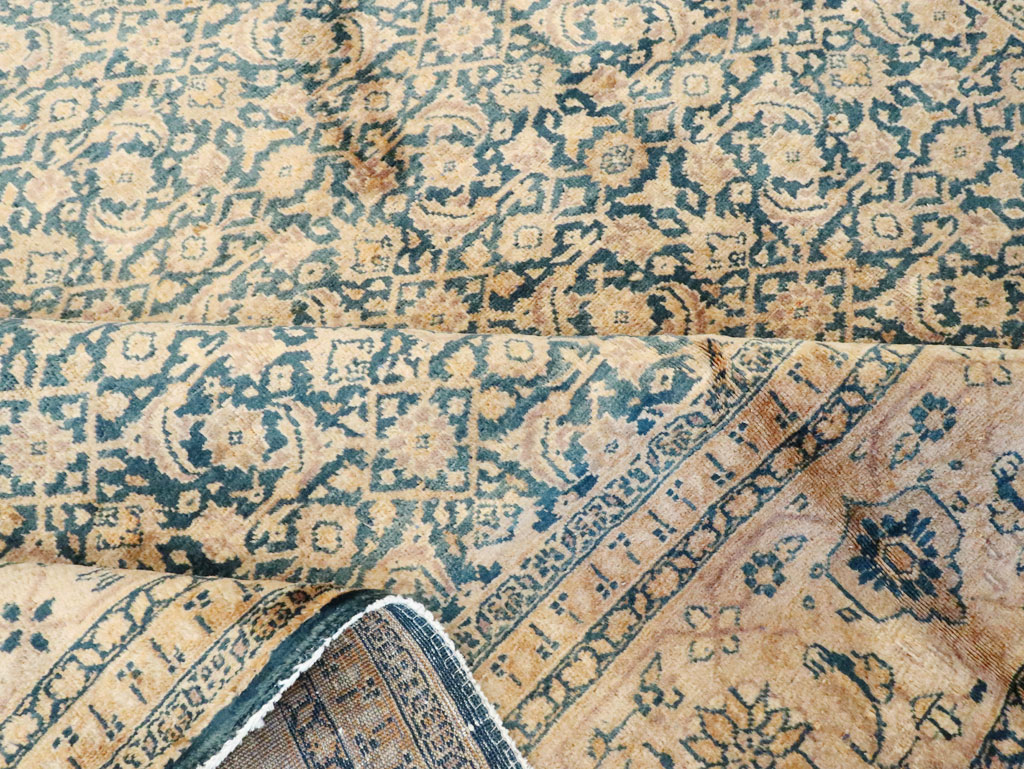 Antique Persian Mahal Carpet, No.22475 - Galerie Shabab