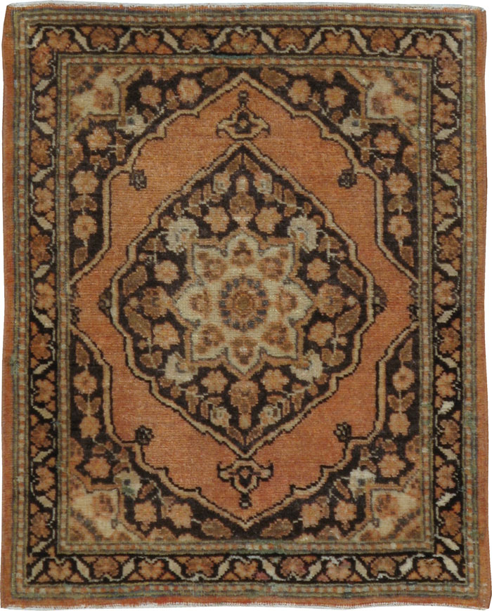 Antique Persian Tabriz Rug, No.22479 - Galerie Shabab