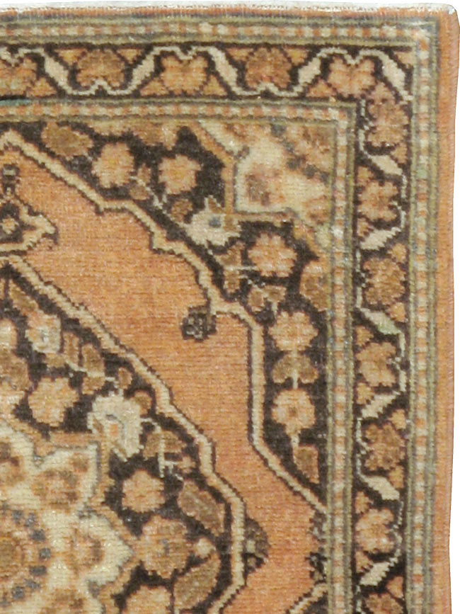 Antique Persian Tabriz Rug, No.22479 - Galerie Shabab