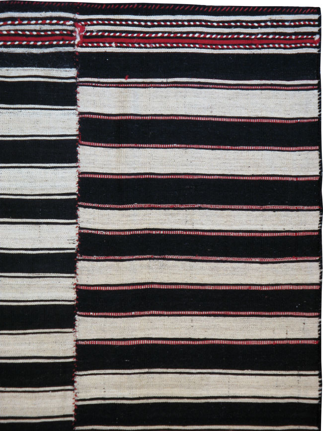 Vintage Persian Flat-weave  Kilim, No.22489 - Galerie Shabab