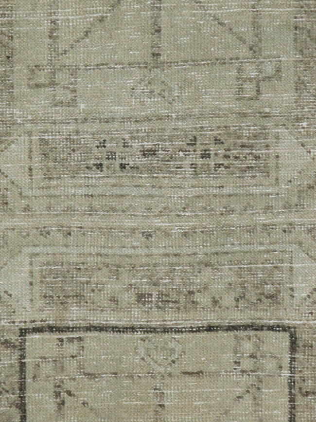 Antique Oushak Runner, No.22500 - Galerie Shabab