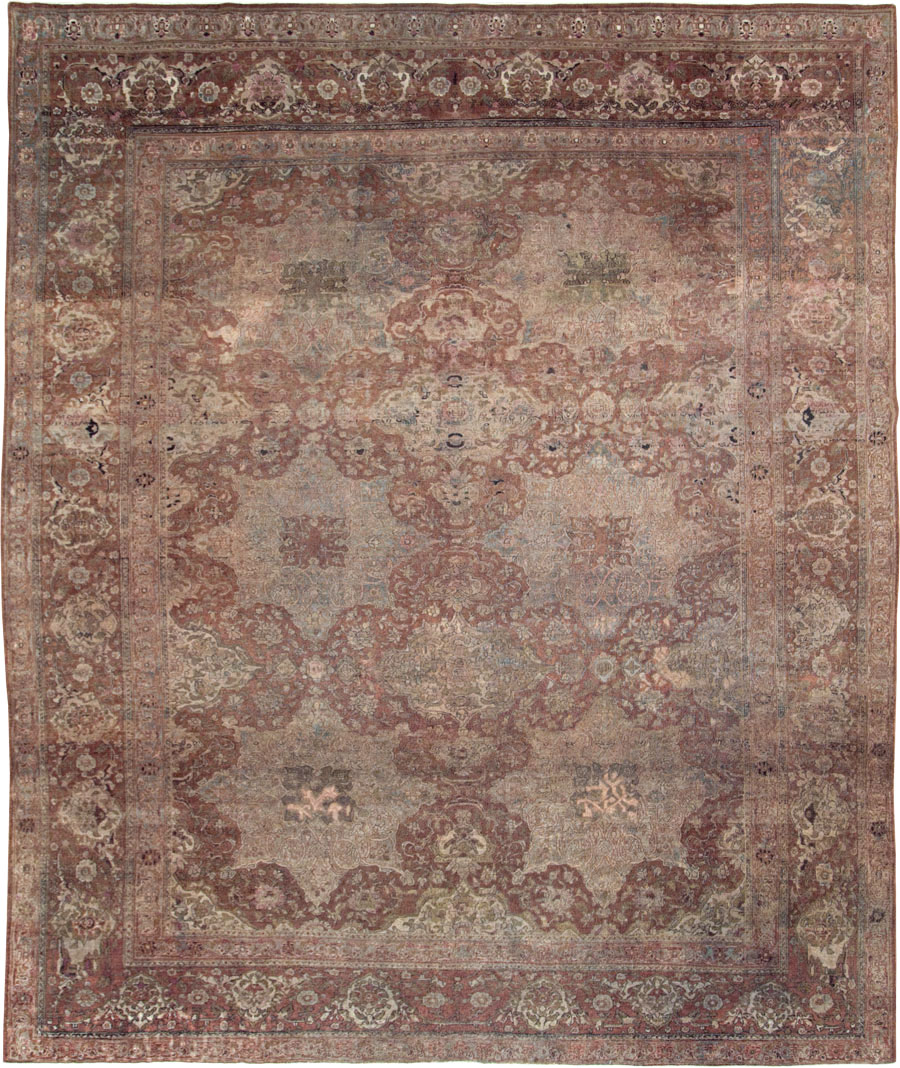 Antique Persian Isfahan Carpet, No.22505 - Galerie Shabab