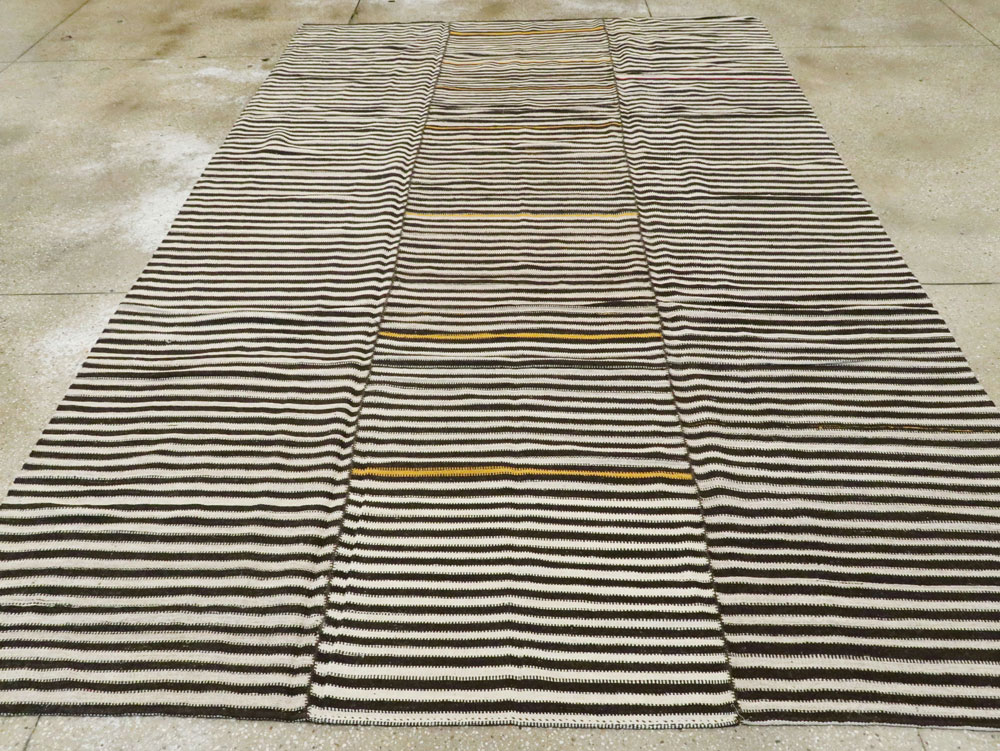 Vintage Persian Flatweave Kilim, No.22509 - Galerie Shabab