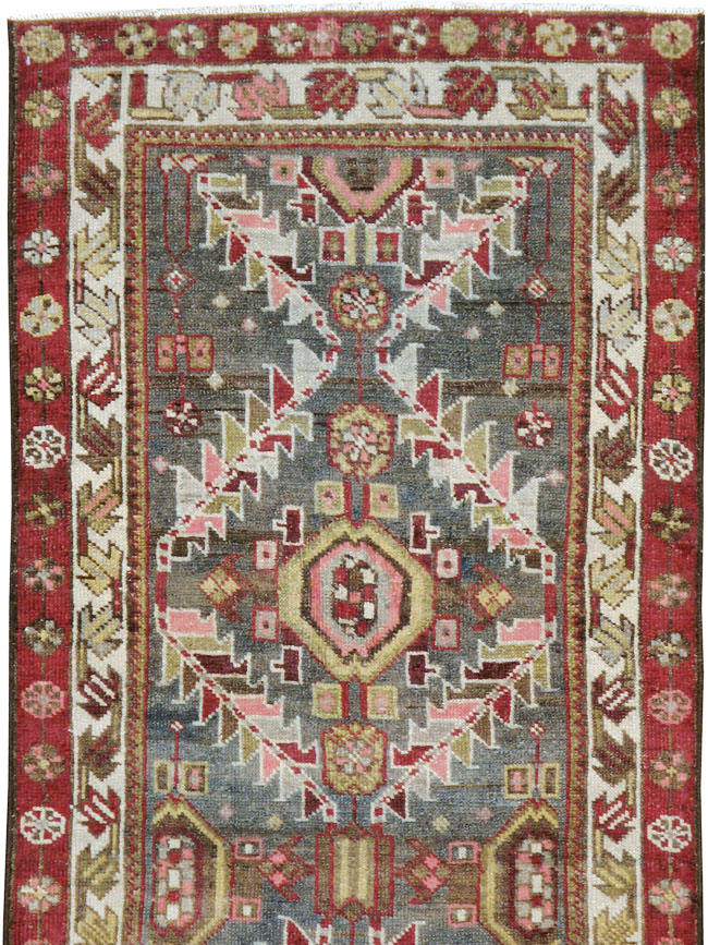 Vintage Persian Heriz Runner, No.22522 - Galerie Shabab