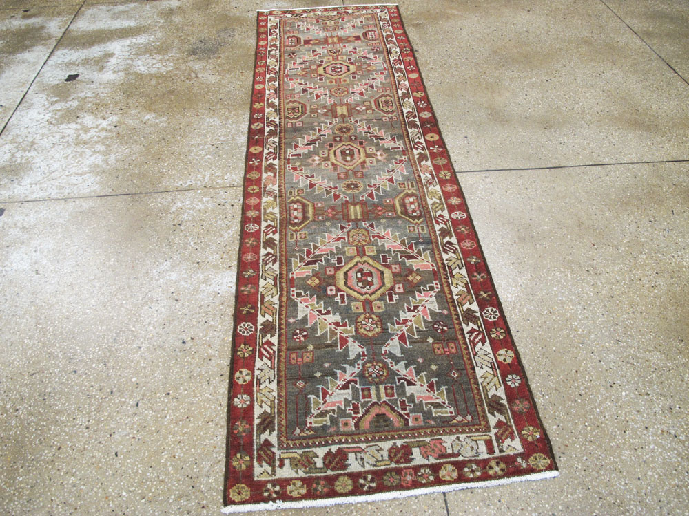 Vintage Persian Heriz Runner, No.22522 - Galerie Shabab
