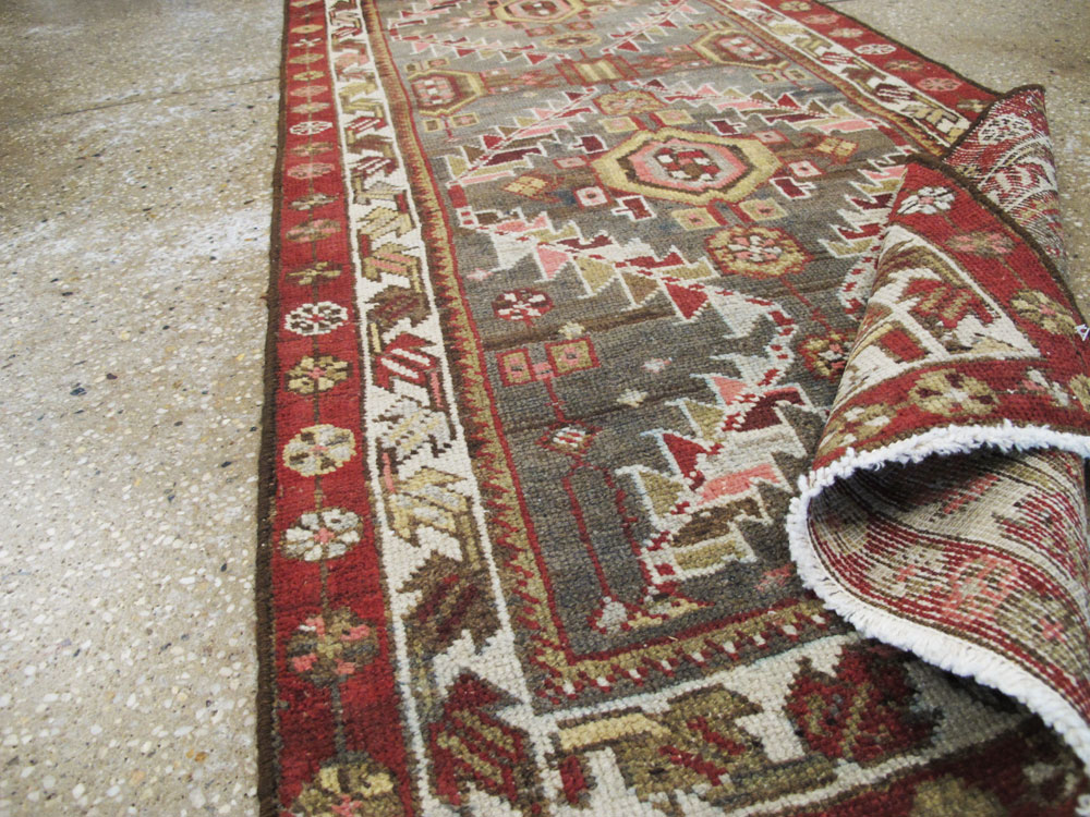Vintage Persian Heriz Runner, No.22522 - Galerie Shabab
