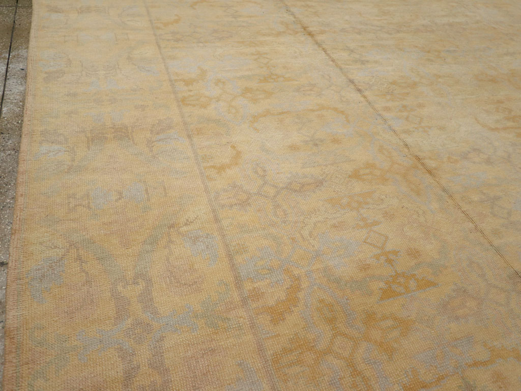 Vintage Spanish Cuenca Oversize Carpet, No.22524 - Galerie Shabab