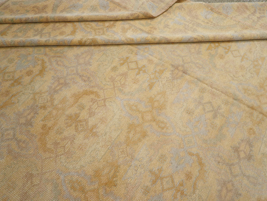 Vintage Spanish Cuenca Oversize Carpet, No.22524 - Galerie Shabab