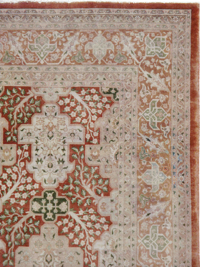 Vintage Persian Tabriz Carpet, No.22528 - Galerie Shabab