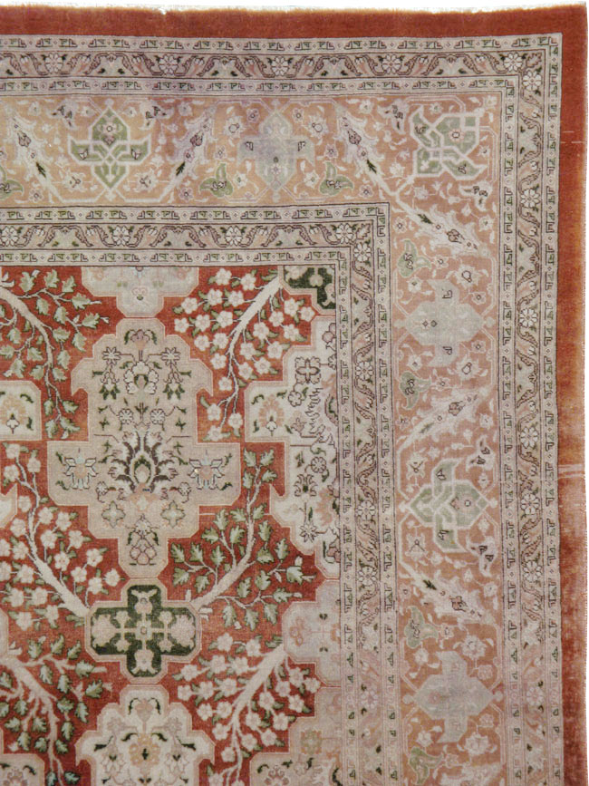 Vintage Persian Tabriz Carpet, No.22528 - Galerie Shabab