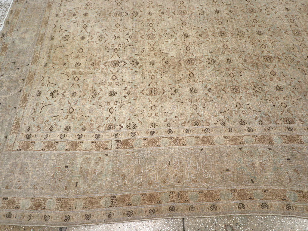 Antique Persian Senneh Tabriz Room Size Carpet, No.22533 - Galerie Shabab