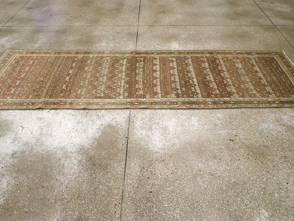 Antique Persian Malayer Runner Rug, No.22541 - Galerie Shabab