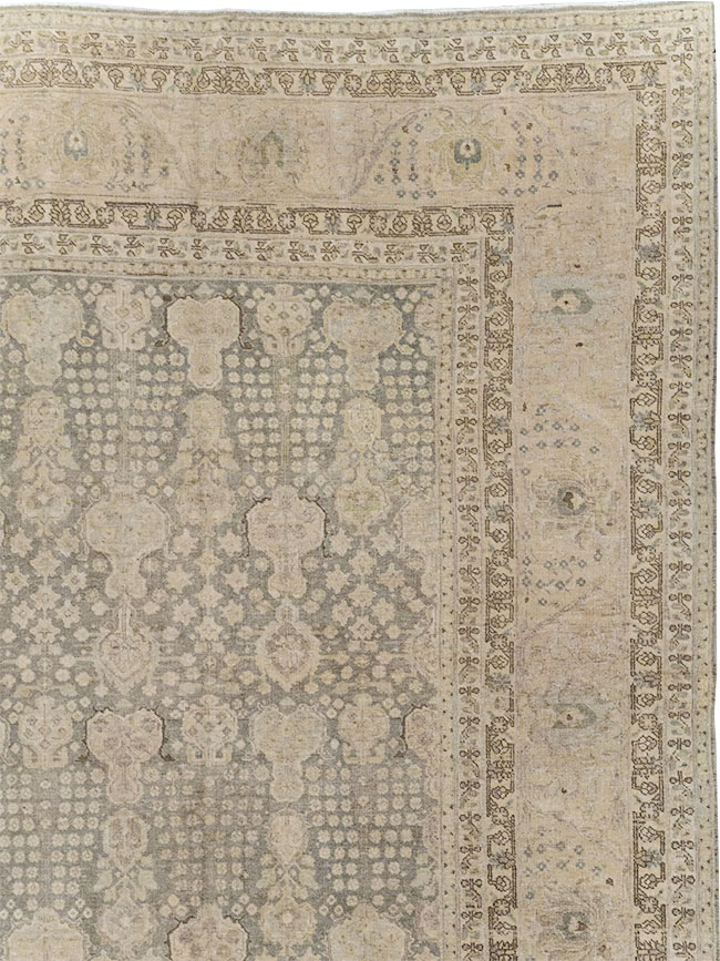 Antique Persian Tabriz Large Carpet, No.22547 - Galerie Shabab