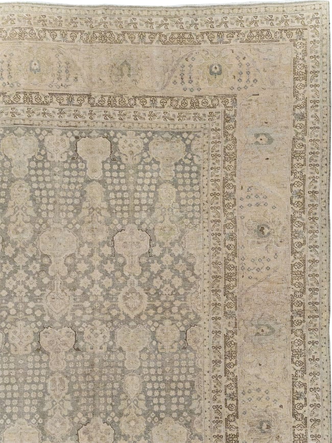 Antique Persian Tabriz Large Carpet, No.22547 - Galerie Shabab