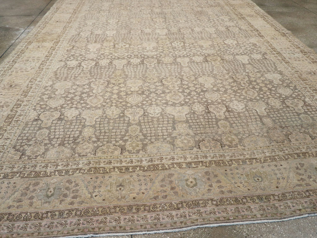 Antique Persian Tabriz Large Carpet, No.22547 - Galerie Shabab