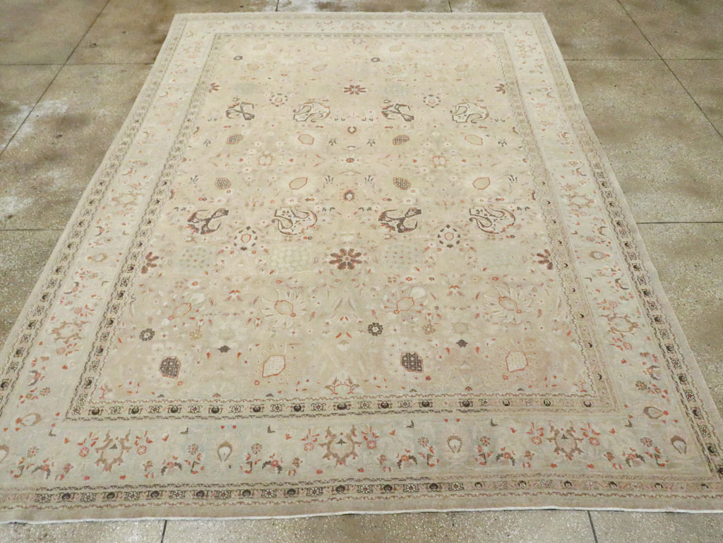 Antique Persian Tabriz Room Size Carpet, No.22549 - Galerie Shabab