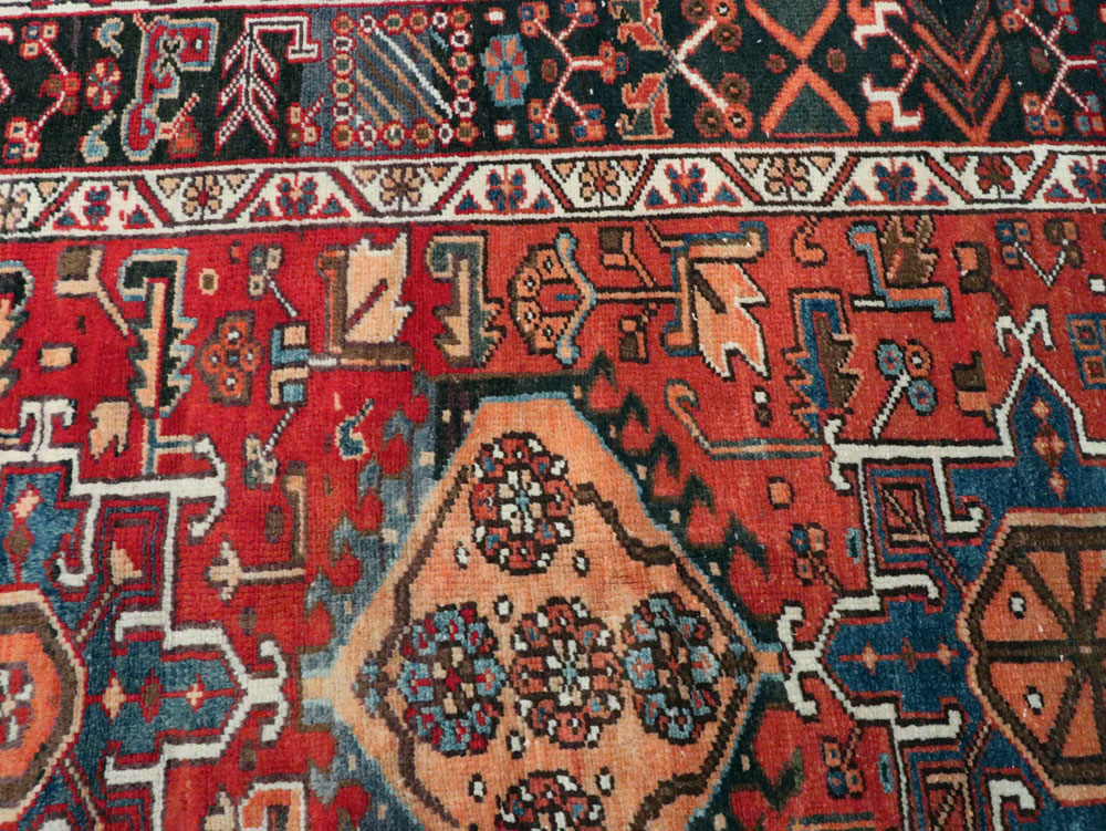 Vintage Persian Karajeh Carpet, No.22567 - Galerie Shabab