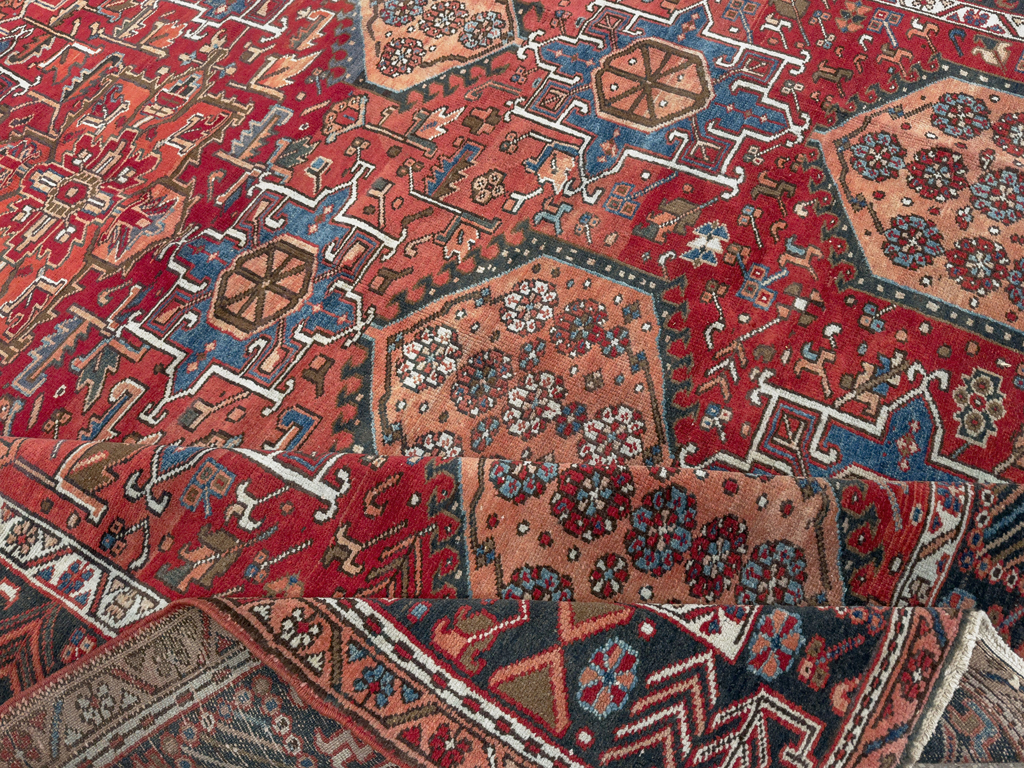 Vintage Persian Karajeh Carpet, No.22567 - Galerie Shabab