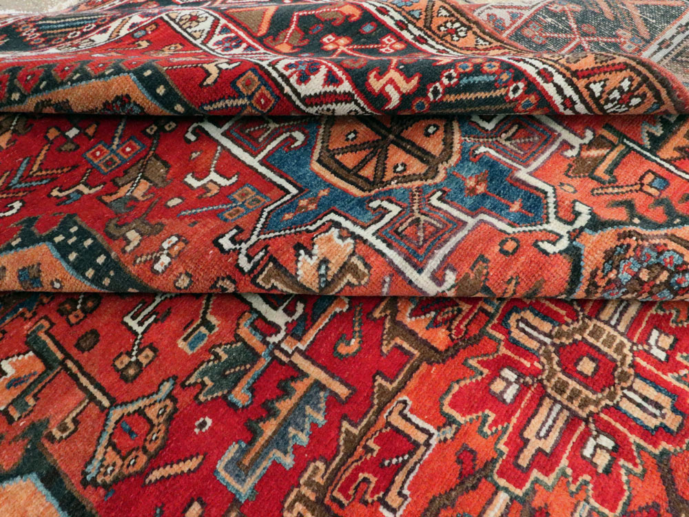 Vintage Persian Karajeh Carpet, No.22567 - Galerie Shabab