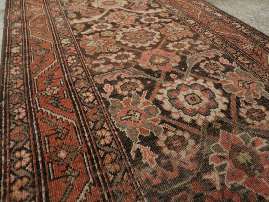 Vintage Persian Malayer Runner, No.22571 - Galerie Shabab