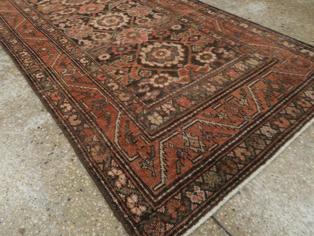 Vintage Persian Malayer Runner, No.22571 - Galerie Shabab