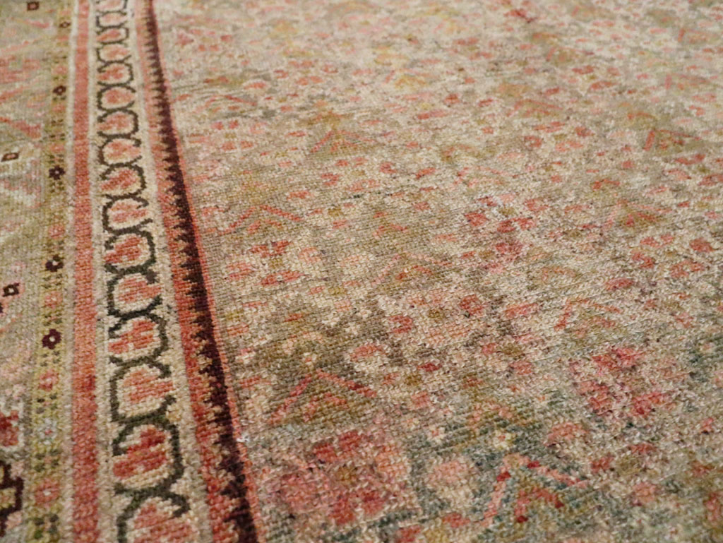 Antique Persian Malayer Gallery Carpet, No.22573 - Galerie Shabab