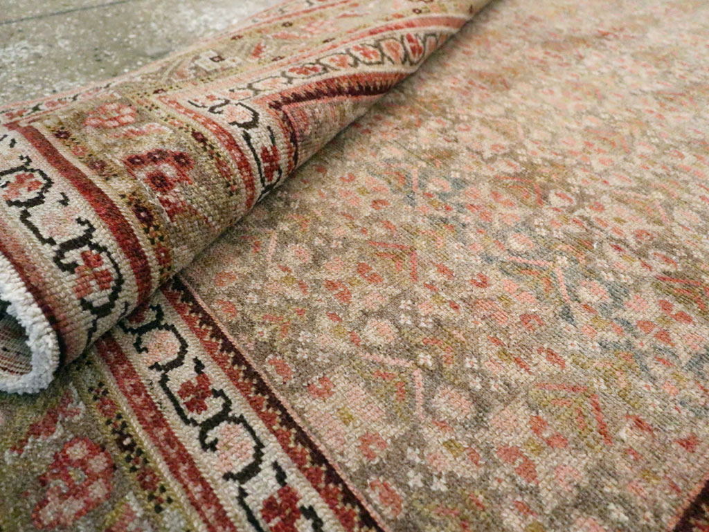 Antique Persian Malayer Gallery Carpet, No.22573 - Galerie Shabab