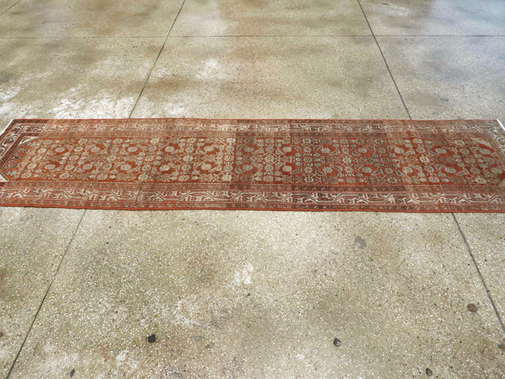 Vintage Persian Malayer Runner, No.22574 - Galerie Shabab