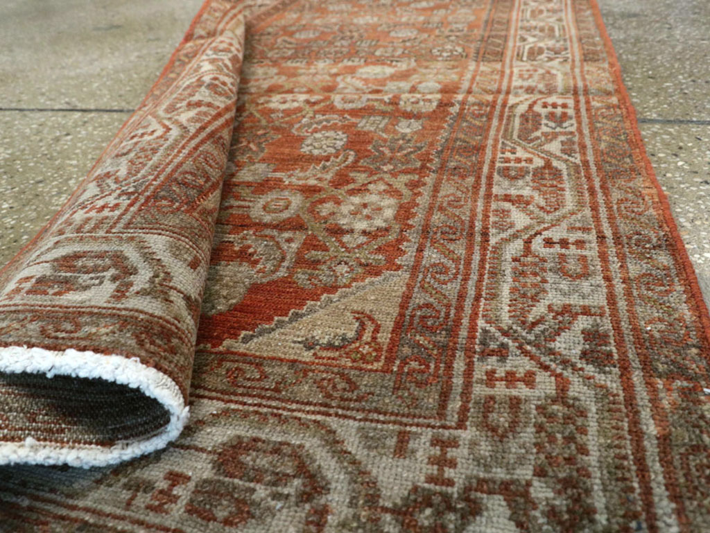 Vintage Persian Malayer Runner, No.22574 - Galerie Shabab