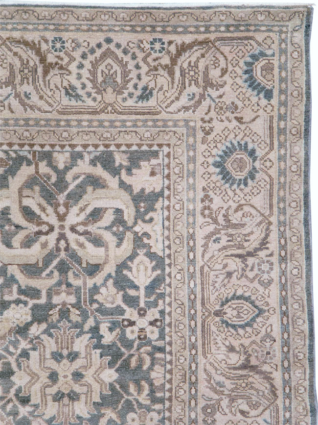 Vintage Persian Malayer Accent Carpet, No.22584 - Galerie Shabab