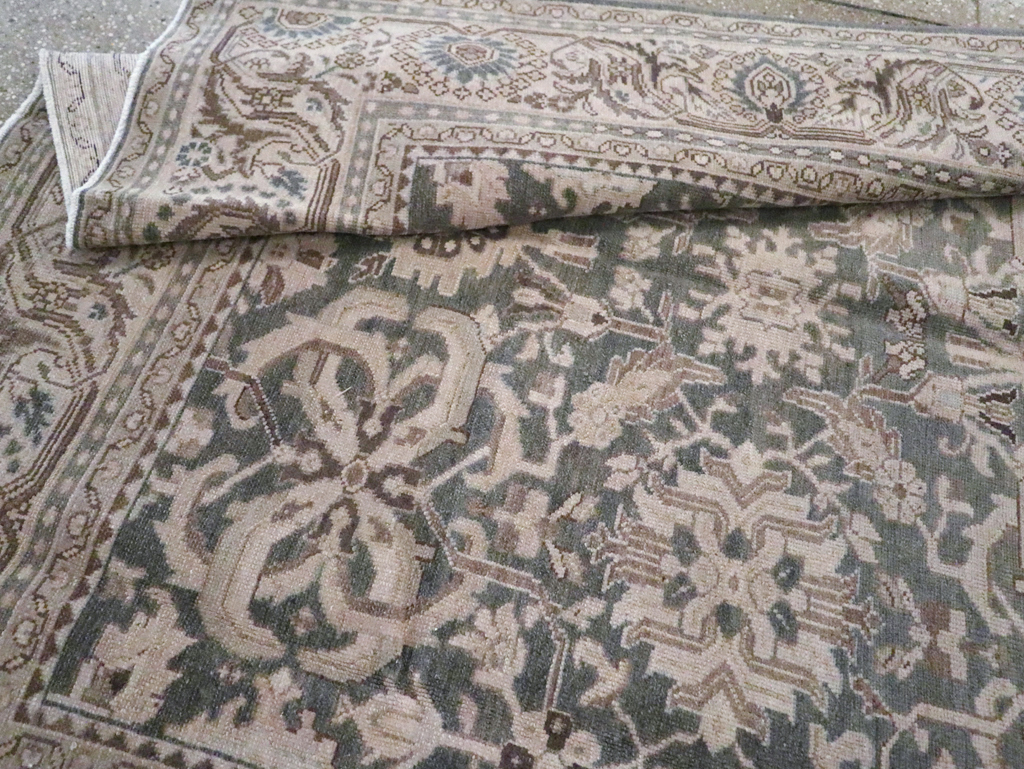 Vintage Persian Malayer Accent Carpet, No.22584 - Galerie Shabab