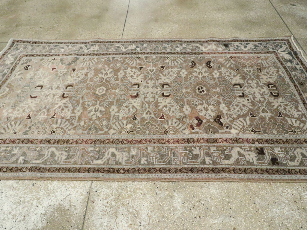 Vintage Persian Malayer Gallery Rug, No.22585 - Galerie Shabab