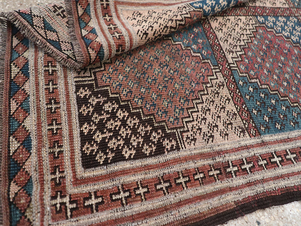 Antique Central Asia Turkoman Throw Rug, No.22598 - Galerie Shabab