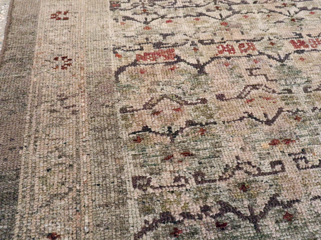 Antique Persian Kurdish Rug, No.22599 - Galerie Shabab