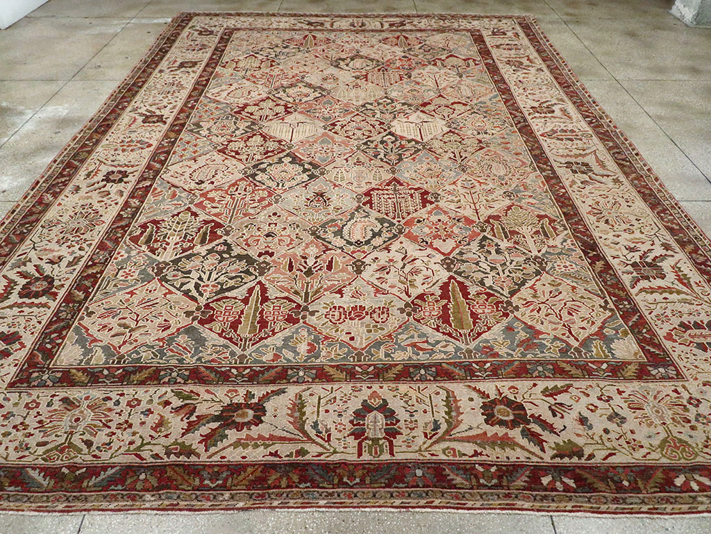 Antique Persian Bakhtiari Large Carpet, No.22602 - Galerie Shabab