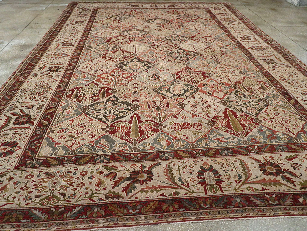 Antique Persian Bakhtiari Large Carpet, No.22602 - Galerie Shabab