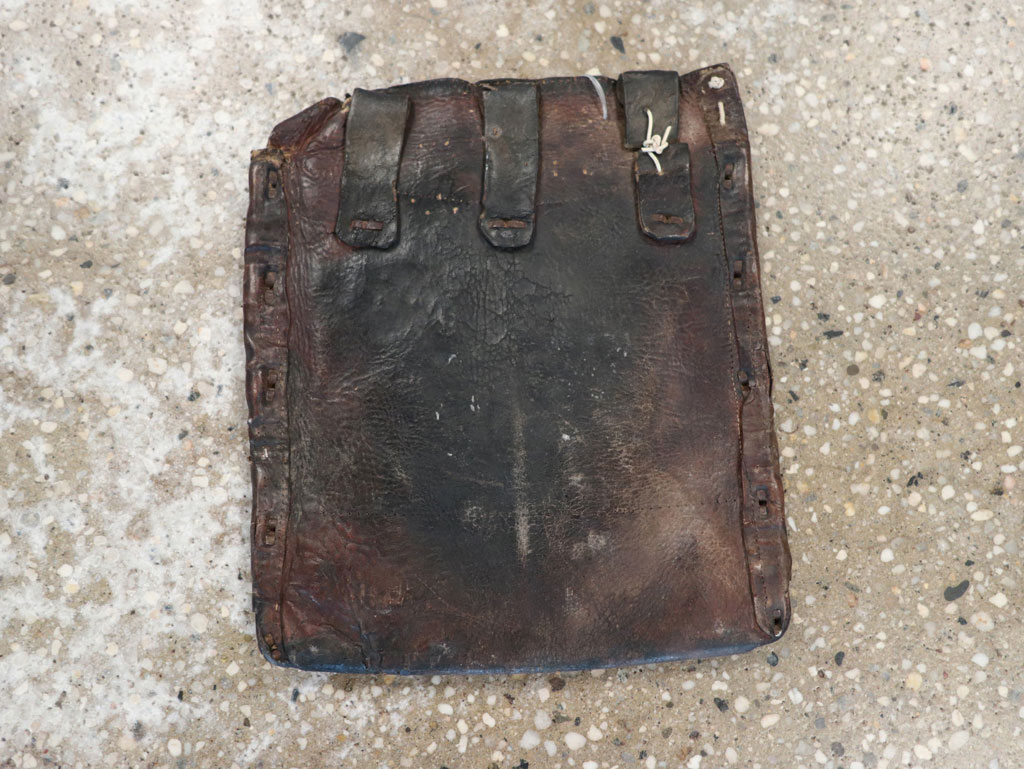 Antique Persian Mashad Pictorial Bag, No.22612 - Galerie Shabab