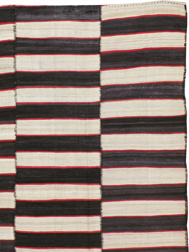 Vintage Persian Flatweave Kilim, No.22615 - Galerie Shabab