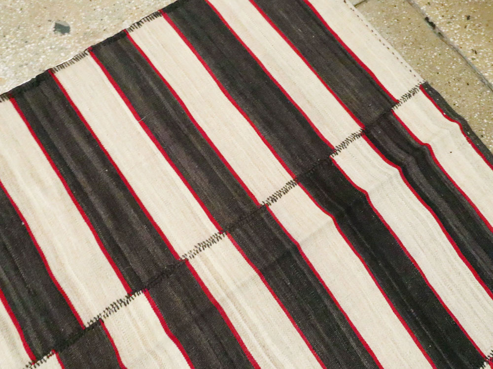 Vintage Persian Flatweave Kilim, No.22615 - Galerie Shabab