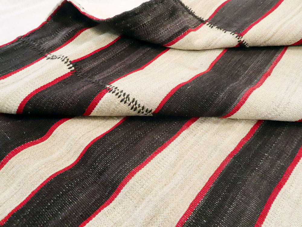 Vintage Persian Flatweave Kilim, No.22615 - Galerie Shabab