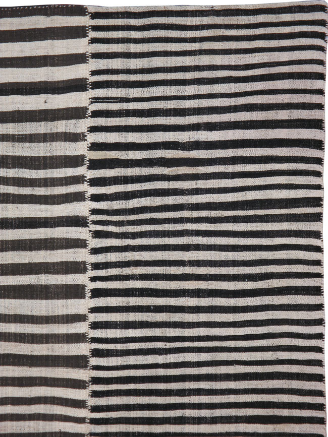 Vintage Kilim, No.22616 - Galerie Shabab