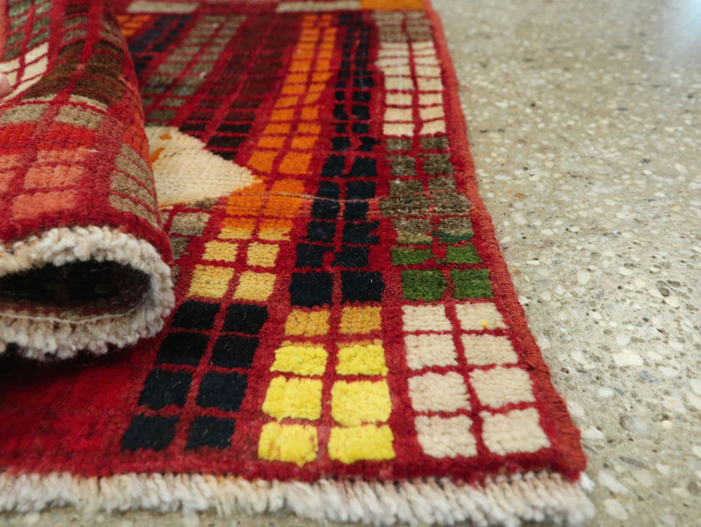 Vintage Persian Gabbeh Rug, No.22620 - Galerie Shabab