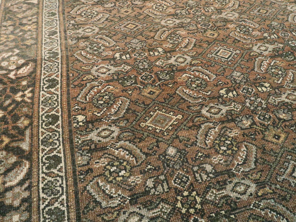 Antique Persian Malayer Accent Carpet, No.22640 - Galerie Shabab
