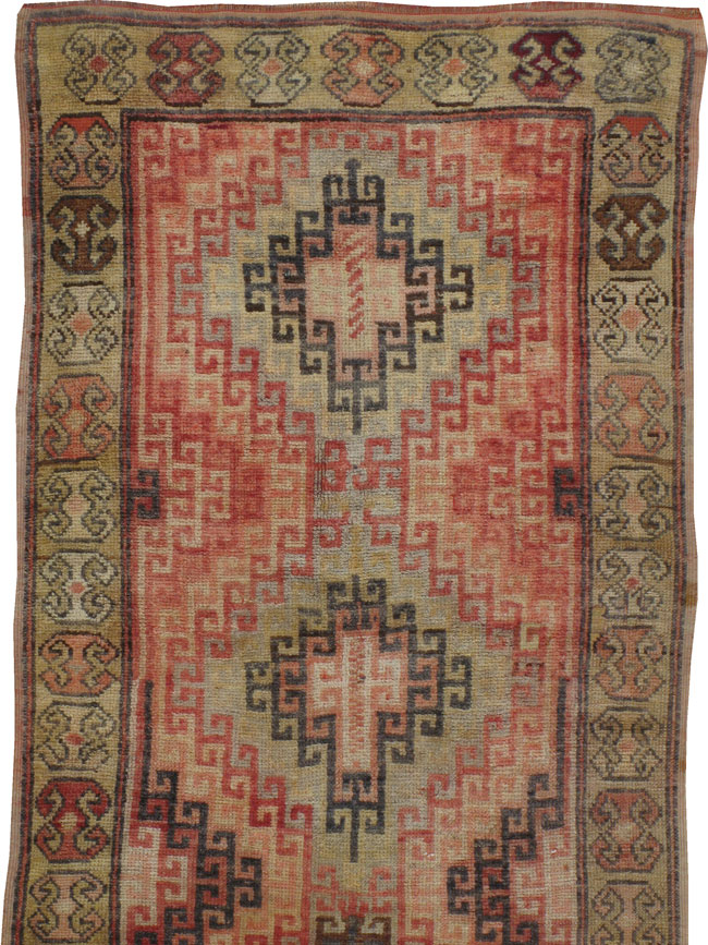 Vintage Oushak Runner, No.22646 - Galerie Shabab